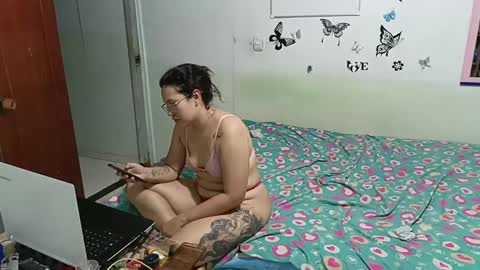 mauroluxandra online show from January 2025 11:32:02 PM