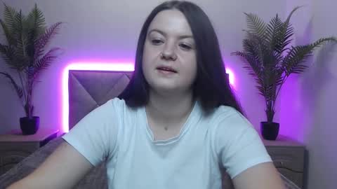 MavkaCute online show from September 2025 06:08:02 PM