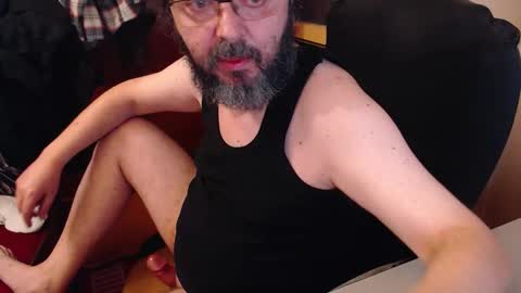 Max online show from November 2025 05:51:02 AM