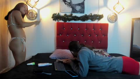 Max  Ashley online show from December 2024 12:45:02 PM