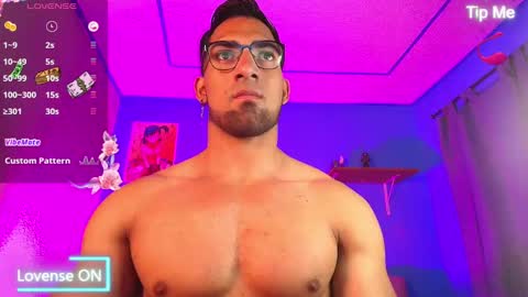 max_brown21 online show from February 2025 08:31:01 PM