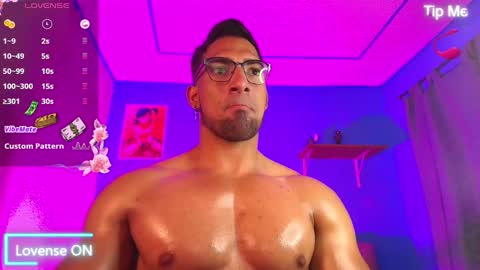 max_brown21 online show from February 2025 11:34:02 PM