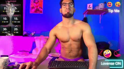 max_brown21 online show from February 2025 12:09:02 PM