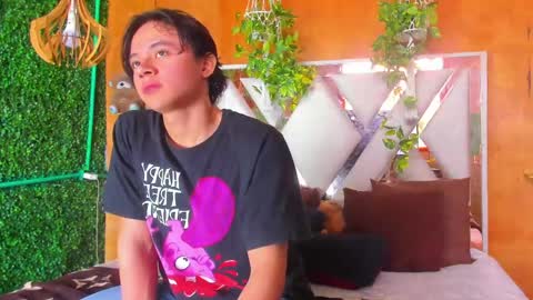 Max online show from April 2026 03:22:02 PM