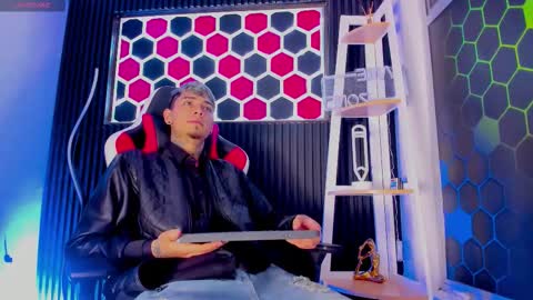 Max online show from March 2026 03:34:01 AM