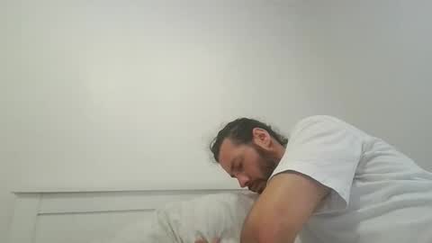 Maxturbate online show from October 2025 04:00:01 AM