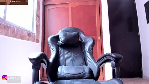 max_valiant1 online show from November 2025 08:23:02 PM