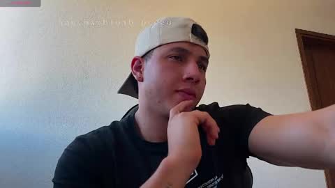 max_valiant1 online show from May 2026 07:26:02 PM