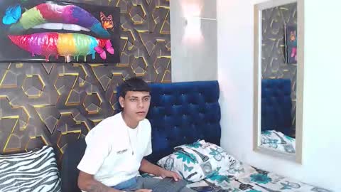 max online show from September 2025 09:16:01 PM