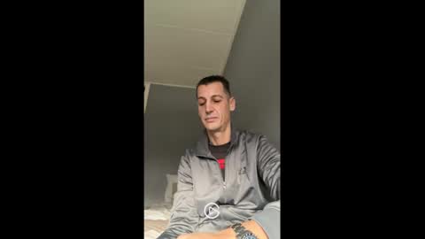 Snapshot of maxbose666 chatting on December 2024 01:03:01 PM Max online show from December 2024 01:03:01 PM