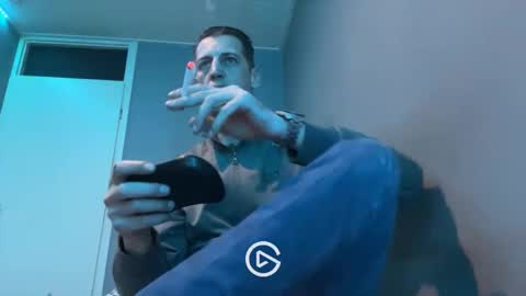 Snapshot of maxbose666 chatting on February 2025 06:59:01 PM Max online show from February 2025 06:59:01 PM