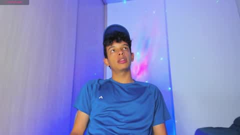 Max  online show from April 2026 02:04:01 AM