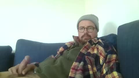maxhorn591 online show from March 2026 12:33:01 PM