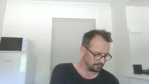 maxhorn591 online show from May 2026 11:15:02 AM