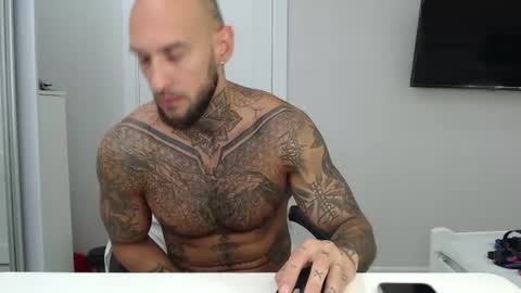 Snapshot of maxi_foxxx chatting on July 2026 06:49:01 AM Maximus Fox online show from July 2026 06:49:01 AM