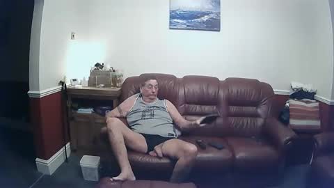 Snapshot of maxi_johnes chatting on December 2024 09:17:01 PM MAX online show from December 2024 09:17:01 PM