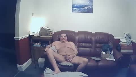 Snapshot of maxi_johnes chatting on December 2024 12:37:02 AM MAX online show from December 2024 12:37:02 AM