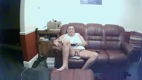 Snapshot of maxi_johnes chatting on January 2025 12:51:02 AM MAX online show from January 2025 12:51:02 AM