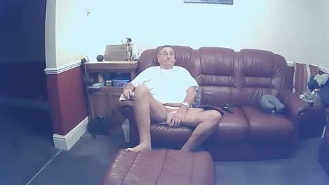 MAX online show from September 2025 10:03:02 PM