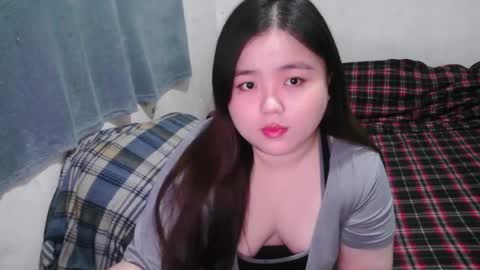 Maxie online show from February 2025 12:25:02 PM