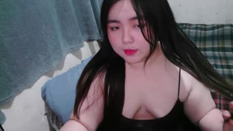 Maxie online show from September 2025 01:54:01 PM