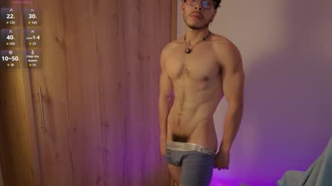 Mikael online show from February 2026 01:33:01 AM