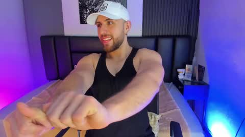 Maximo Wolf online show from March 2025 03:56:01 AM