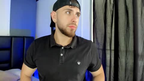 Maximo Wolf online show from September 2025 08:42:02 PM