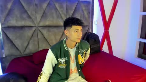 Snapshot of maximo_romano chatting on October 2025 07:14:02 PM Maximo online show from October 2025 07:14:02 PM