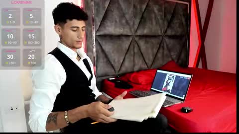 Snapshot of maximo_romano chatting on October 2025 08:07:01 PM Maximo online show from October 2025 08:07:01 PM