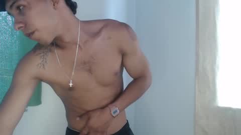 Snapshot of maximo_vega_new chatting on December 2024 07:54:01 PM Maximo Aron Vega online show from December 2024 07:54:01 PM