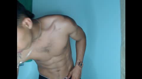 Snapshot of maximo_vega_new chatting on December 2024 10:57:02 PM Maximo Aron Vega online show from December 2024 10:57:02 PM