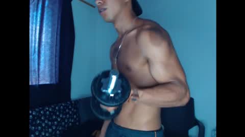 Snapshot of maximo_vega_new chatting on December 2024 03:15:02 PM Maximo Aron Vega online show from December 2024 03:15:02 PM