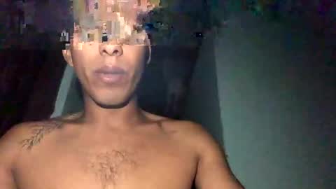 Snapshot of maximo_vega_new chatting on January 2025 06:39:01 AM Maximo Aron Vega online show from January 2025 06:39:01 AM