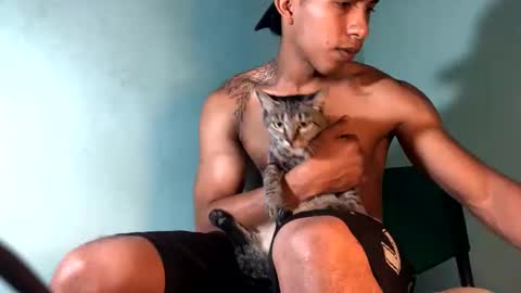 Snapshot of maximo_vega_new chatting on January 2025 06:03:02 AM Maximo Aron Vega online show from January 2025 06:03:02 AM