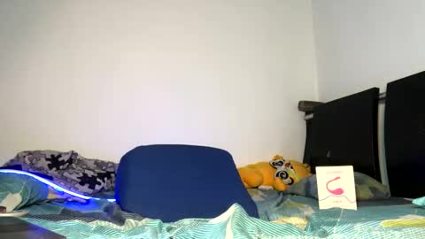 Snapshot of maximo_vega_new chatting on March 2025 10:26:02 AM Maximo Aron Vega online show from March 2025 10:26:02 AM