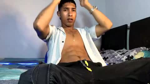 Snapshot of maximo_vega_new chatting on March 2025 07:26:02 AM Maximo Aron Vega online show from March 2025 07:26:02 AM