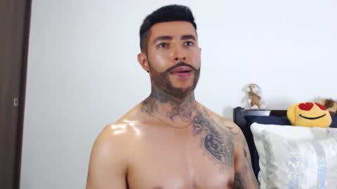 Snapshot of maximus_golden chatting on December 2024 06:00:02 AM Independent Model online show from December 2024 06:00:02 AM