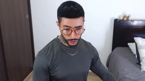 Snapshot of maximus_golden chatting on December 2024 02:52:01 AM Independent Model online show from December 2024 02:52:01 AM