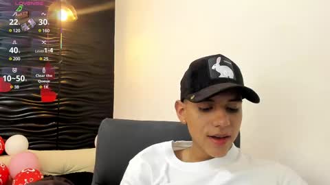 Maximus online show from February 2025 08:20:02 PM