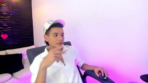 Maximus online show from April 2026 10:53:01 PM