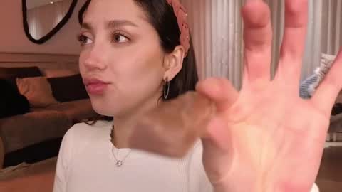 Maxine online show from March 2025 12:42:02 AM