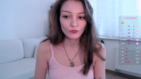 Maxine online show from April 2026 01:25:02 PM