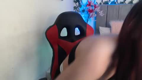 maxinesex_ online show from October 2025 01:19:01 PM