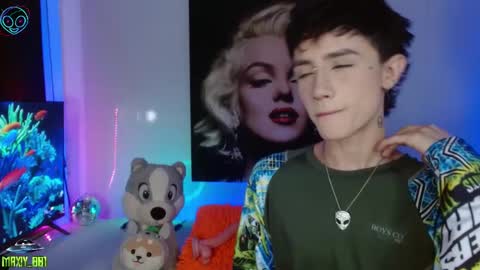 Max online show from February 2025 04:35:02 PM