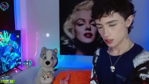 Max online show from March 2025 01:03:02 PM