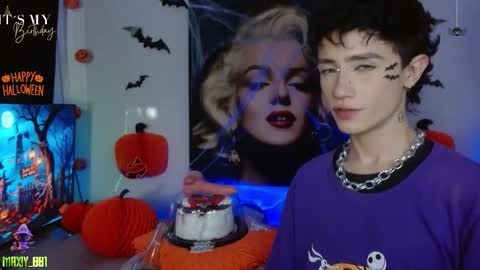 Max online show from November 2025 06:37:02 AM