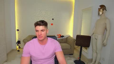 Snapshot of maxkaiden chatting on October 2025 05:46:01 AM MaxKaiden online show from October 2025 05:46:01 AM