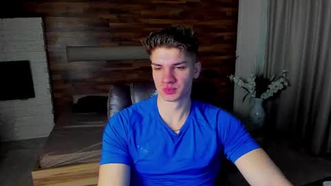 MaxKaiden online show from March 2026 05:21:02 AM