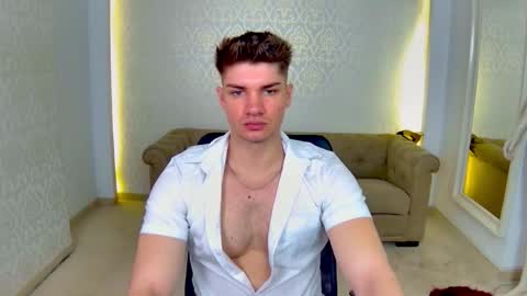 MaxKaiden online show from April 2026 06:31:02 AM